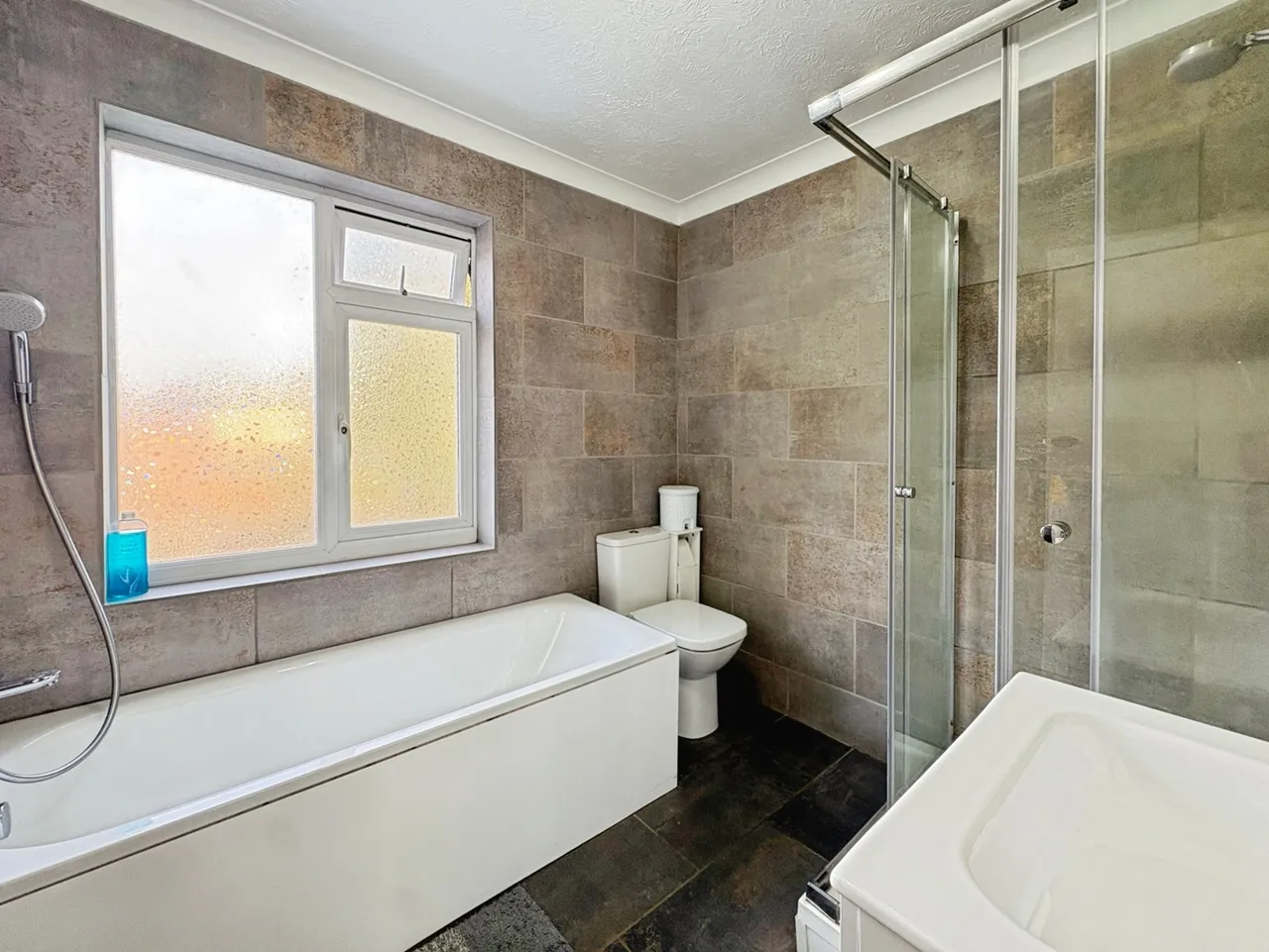 Haig Road, Aldershot, GU12, photo 5