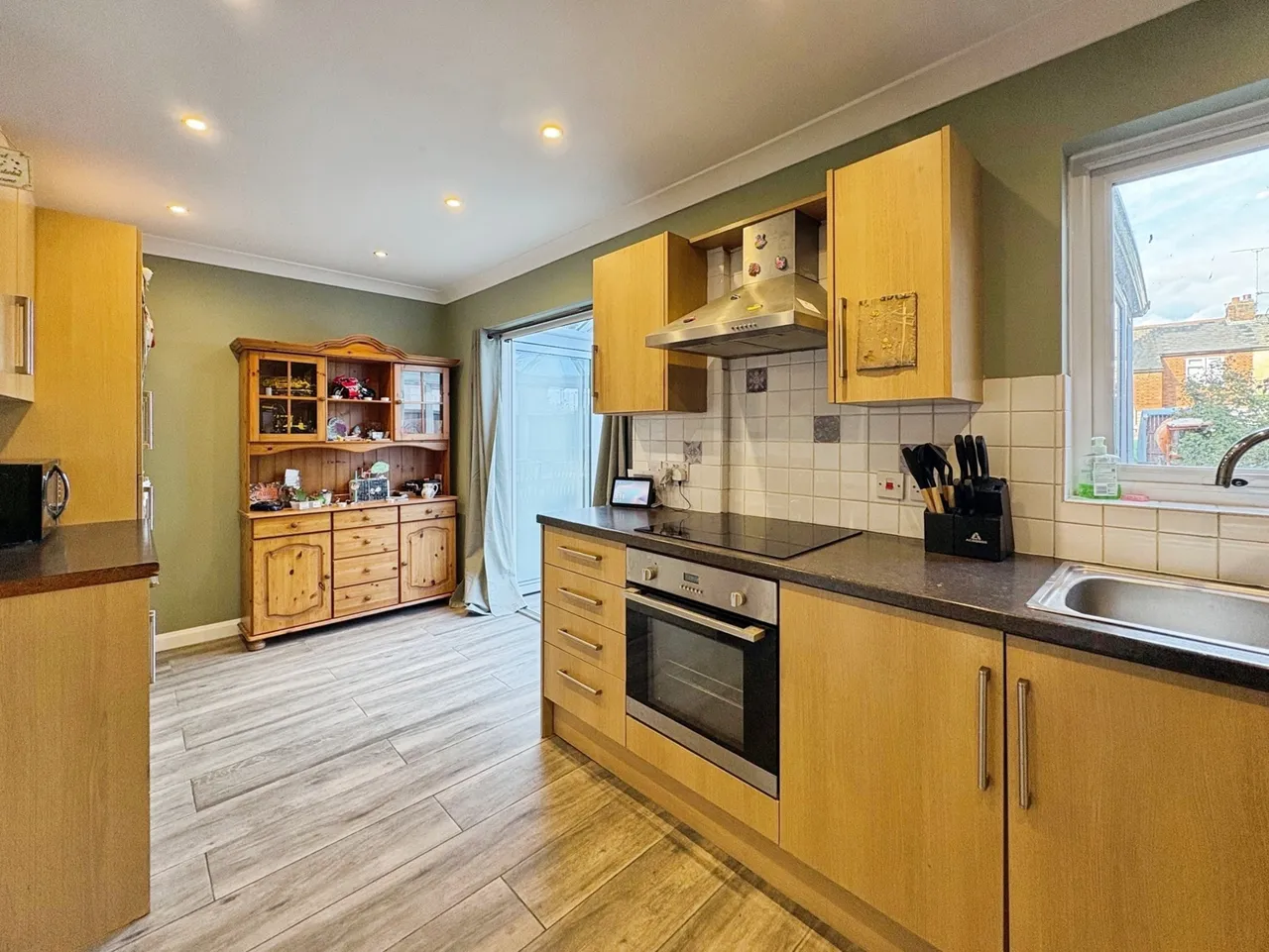 Haig Road, Aldershot, GU12, photo 4