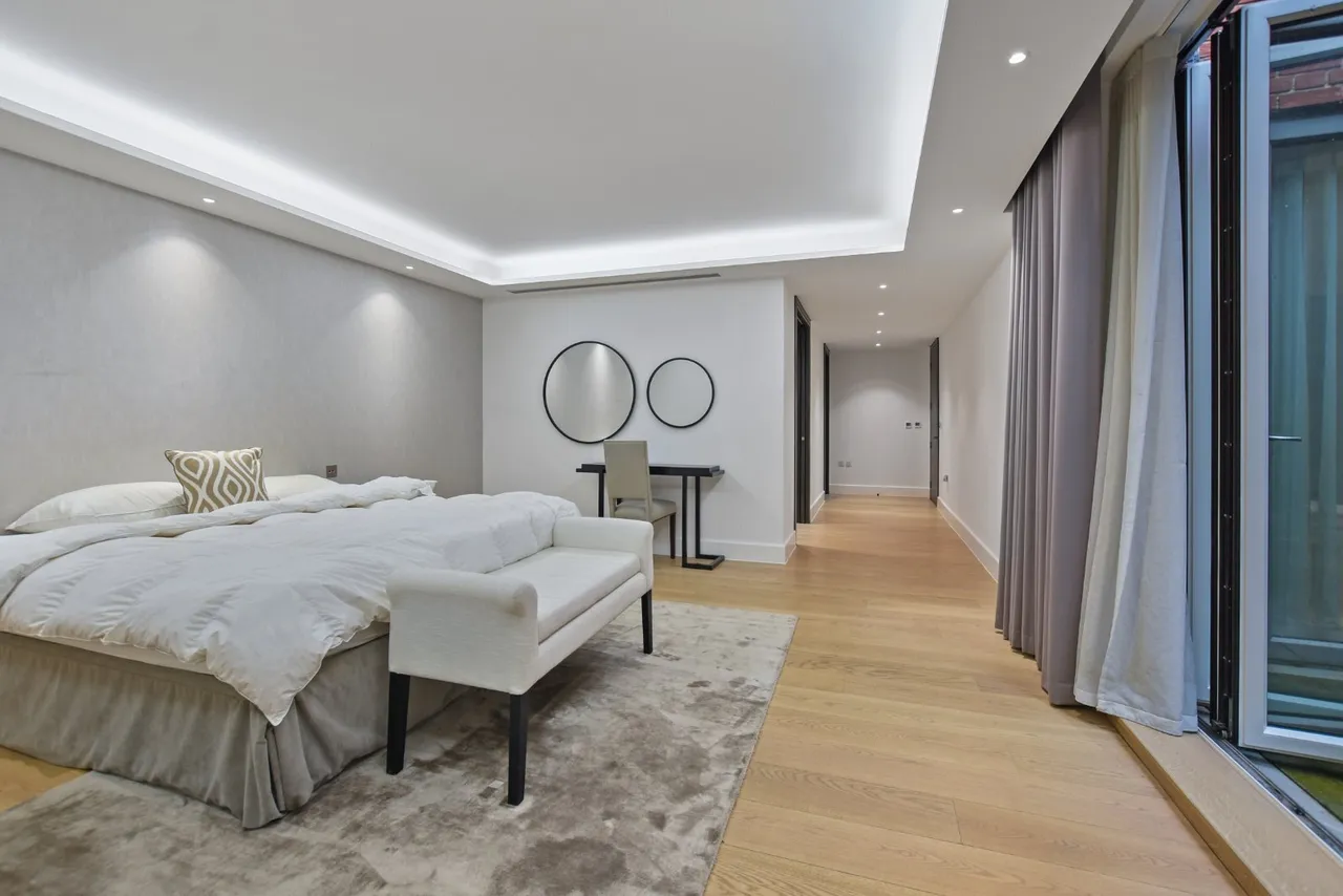 Logan Place, London, W8, photo 4
