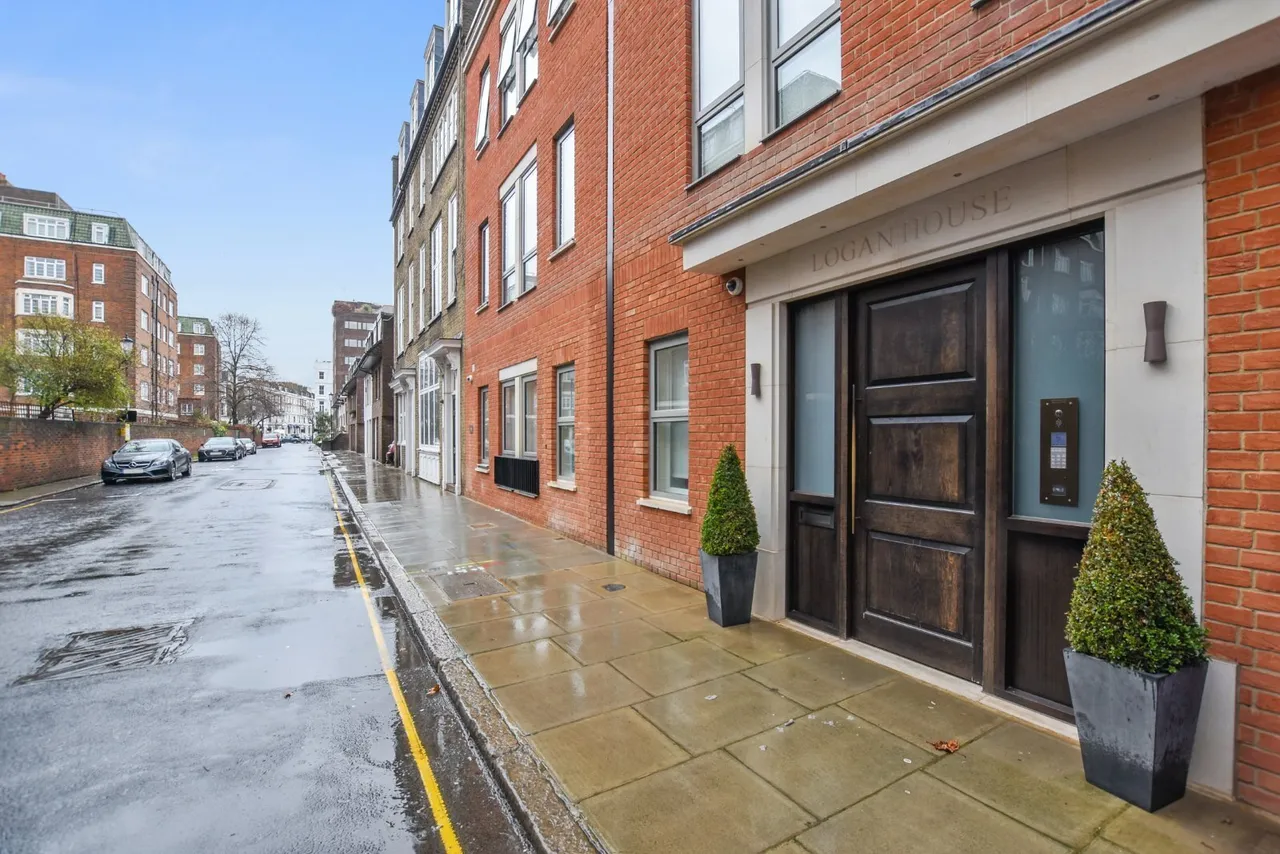Logan Place, London, W8, photo 11