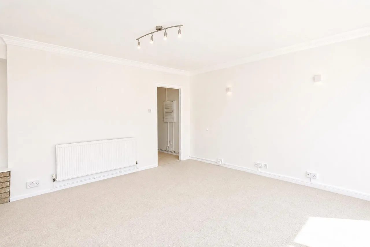 Alton Road, London, SW15, photo 3
