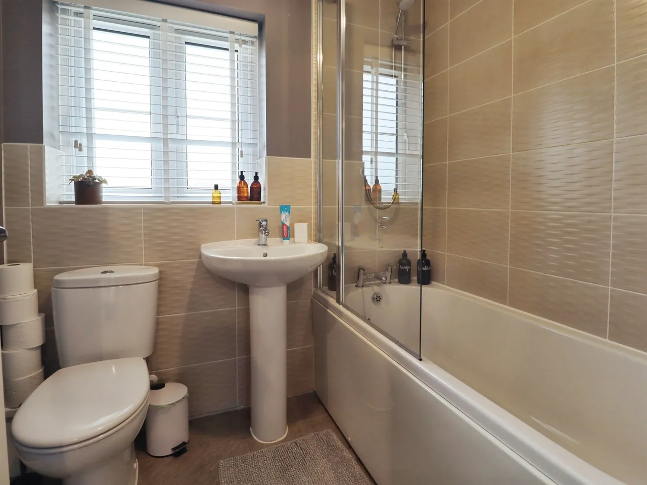 Picca Close, Cardiff, CF5, photo 14