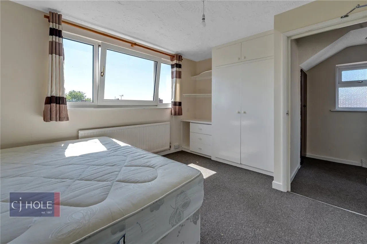 Lodge Causeway, Fishponds, BS16, photo 6