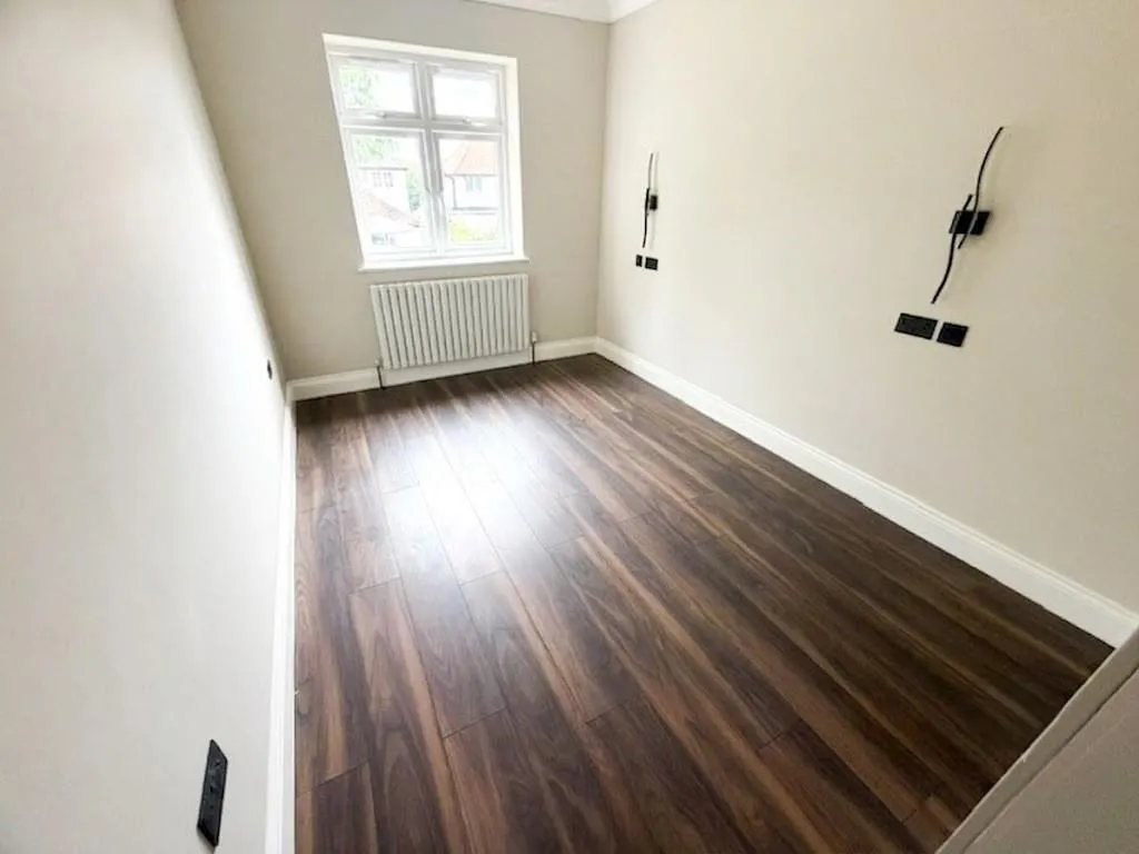 Beech Walk, Mill Hill, photo 12