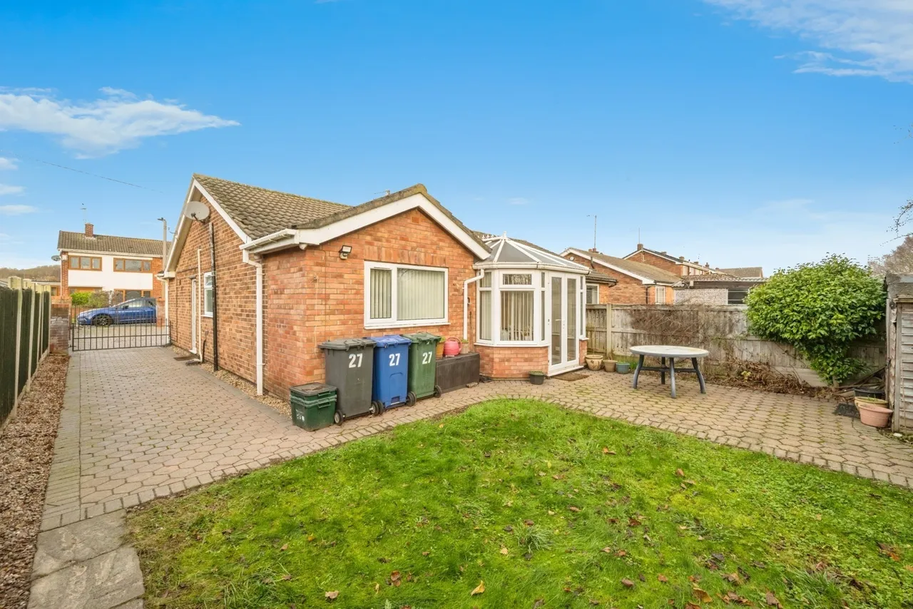 Oakwood Drive, Armthorpe, Doncaster, South Yorkshire, DN3, photo 13