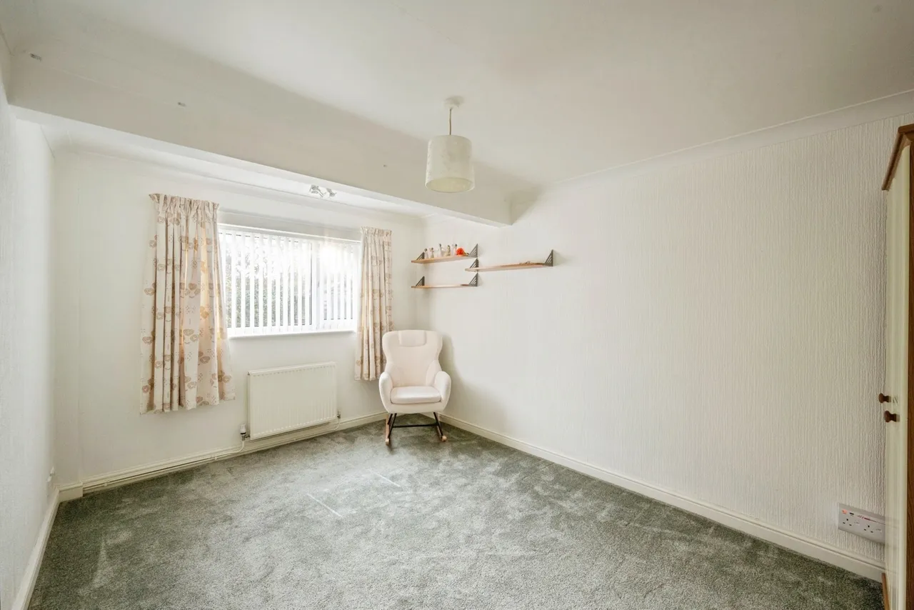Oakwood Drive, Armthorpe, Doncaster, South Yorkshire, DN3, photo 9