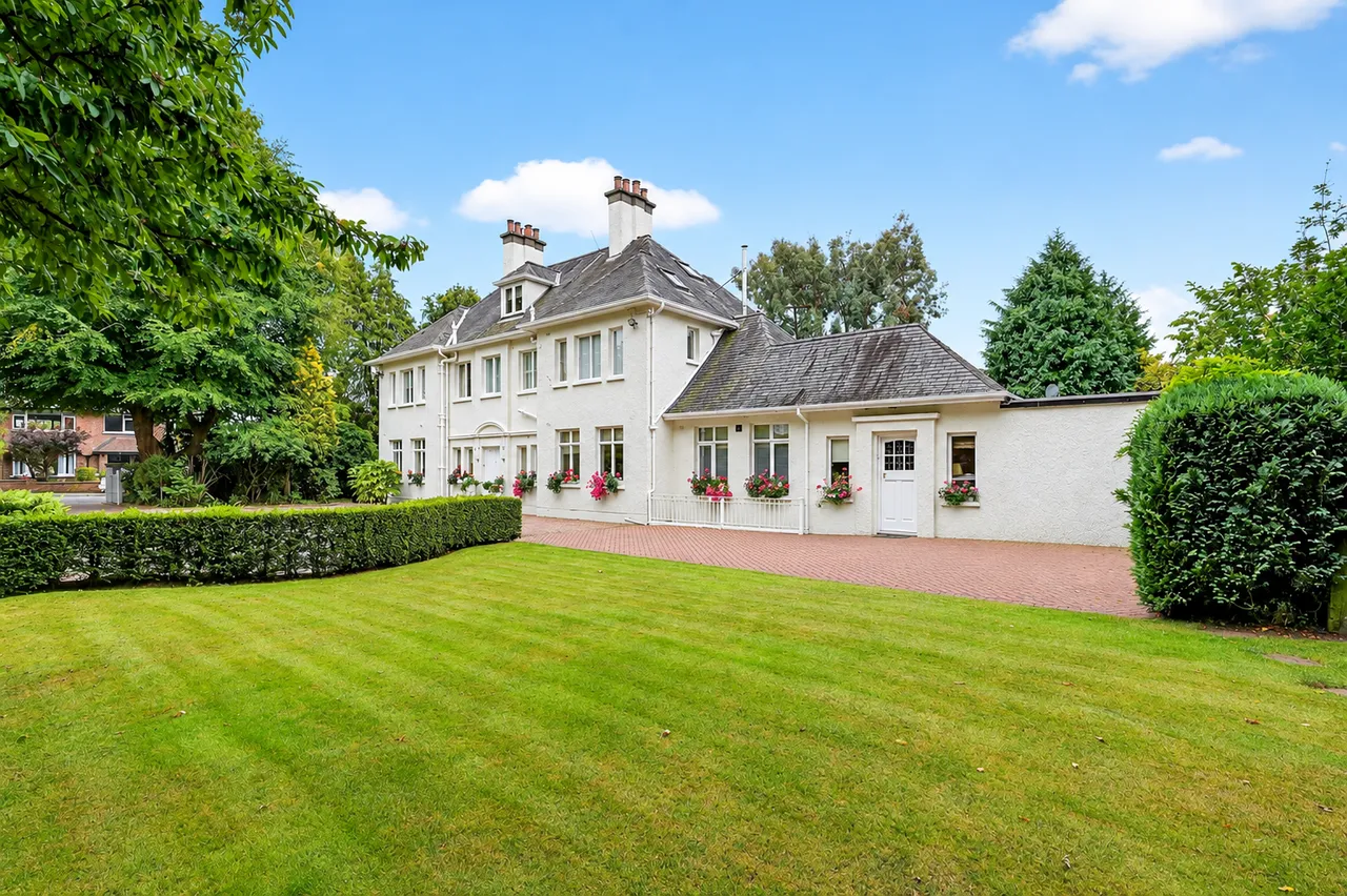 6 bed house for sale, Malone Court, Belfast