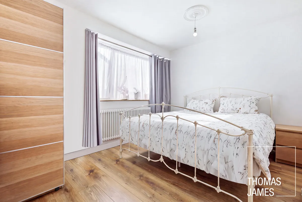 London, N11, photo 6