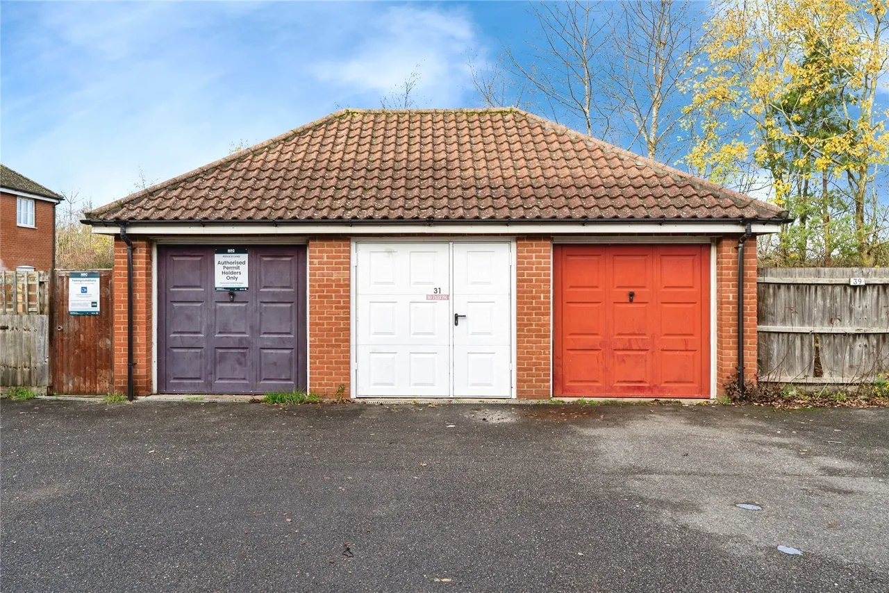 Blackbird Drive, Bury St. Edmunds, Suffolk, IP32, photo 16