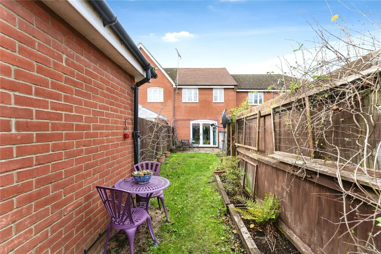 Blackbird Drive, Bury St. Edmunds, Suffolk, IP32, photo 15