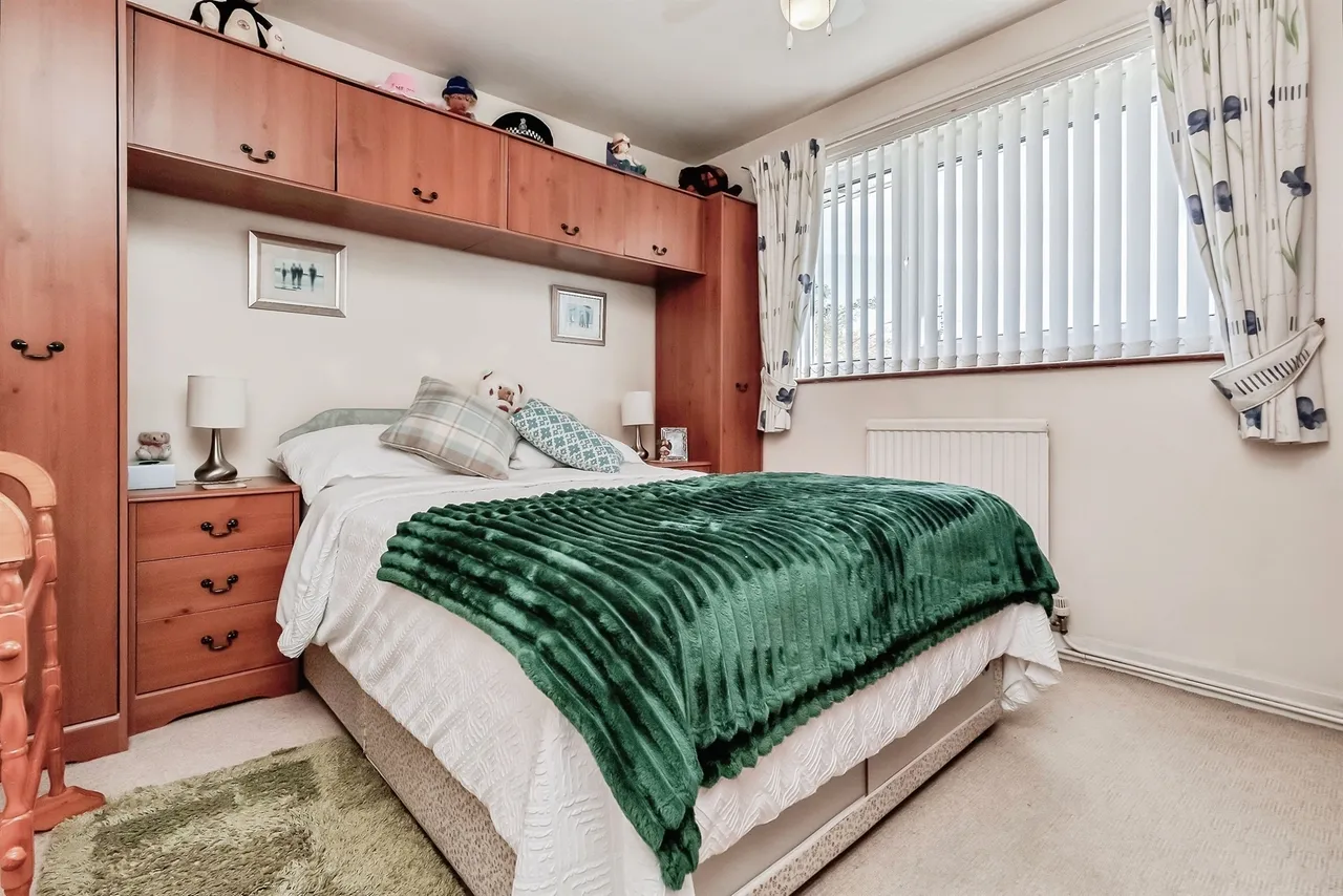 Beatty Gardens, Corby, NN17, photo 9