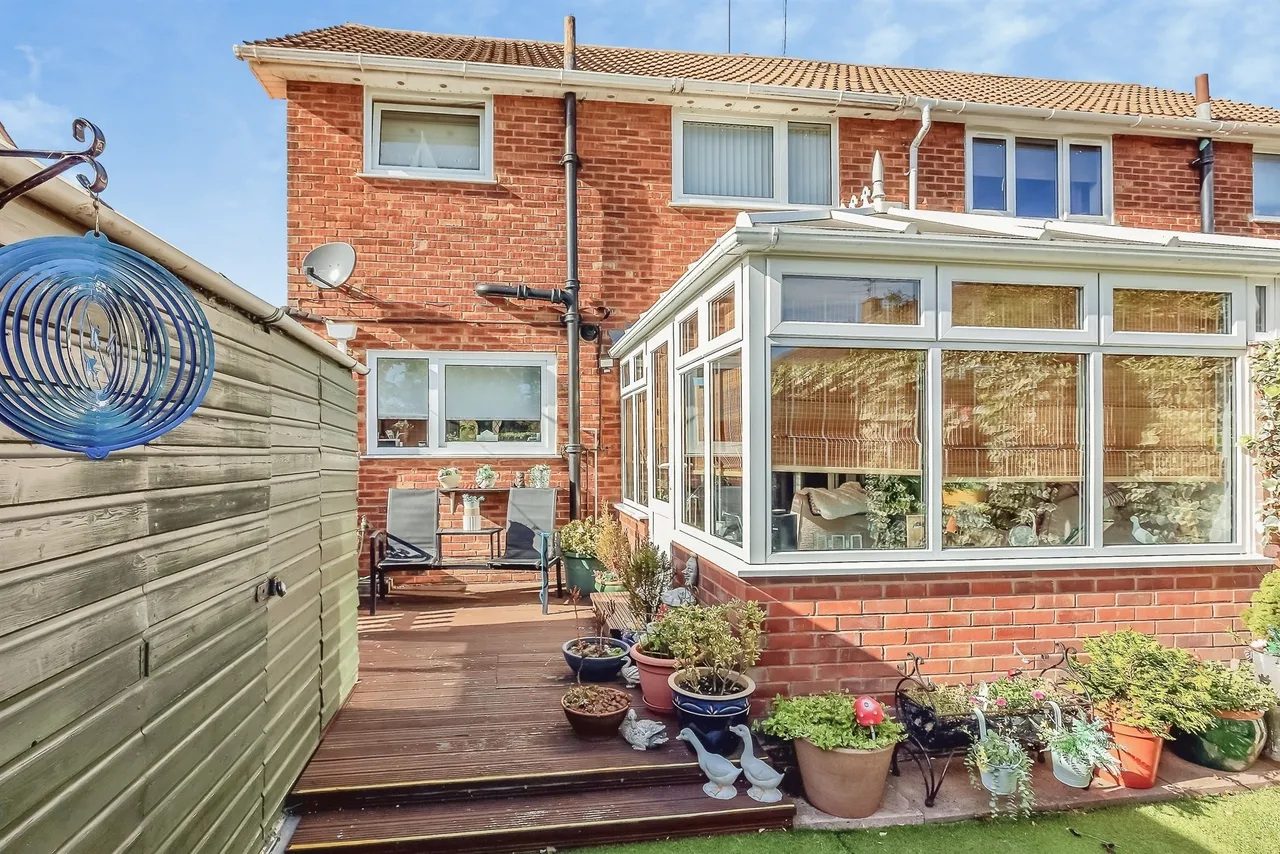 Beatty Gardens, Corby, NN17, photo 13