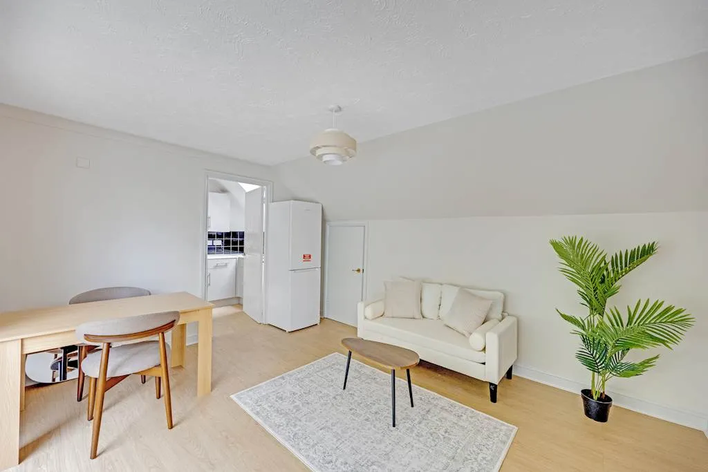 Colchester Road, Walthamstow, E17, photo 9