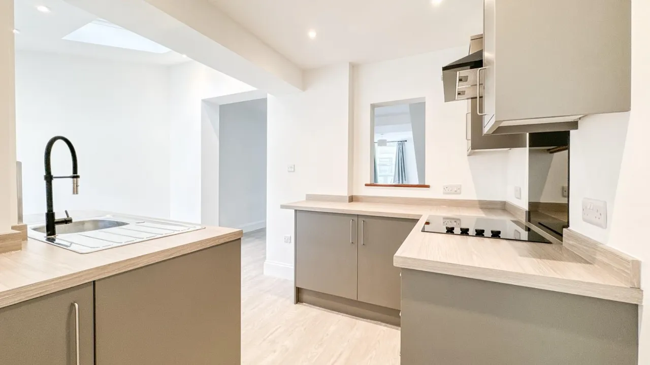 Merioneth Street, Victoria Park, BS3, photo 6