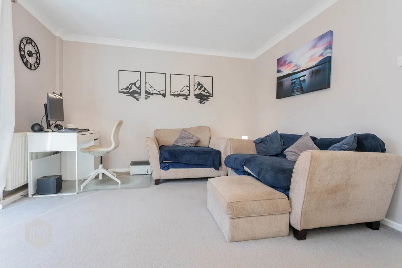 Woolmer Close, Birchwood, Warrington, WA3 6TT, photo 3