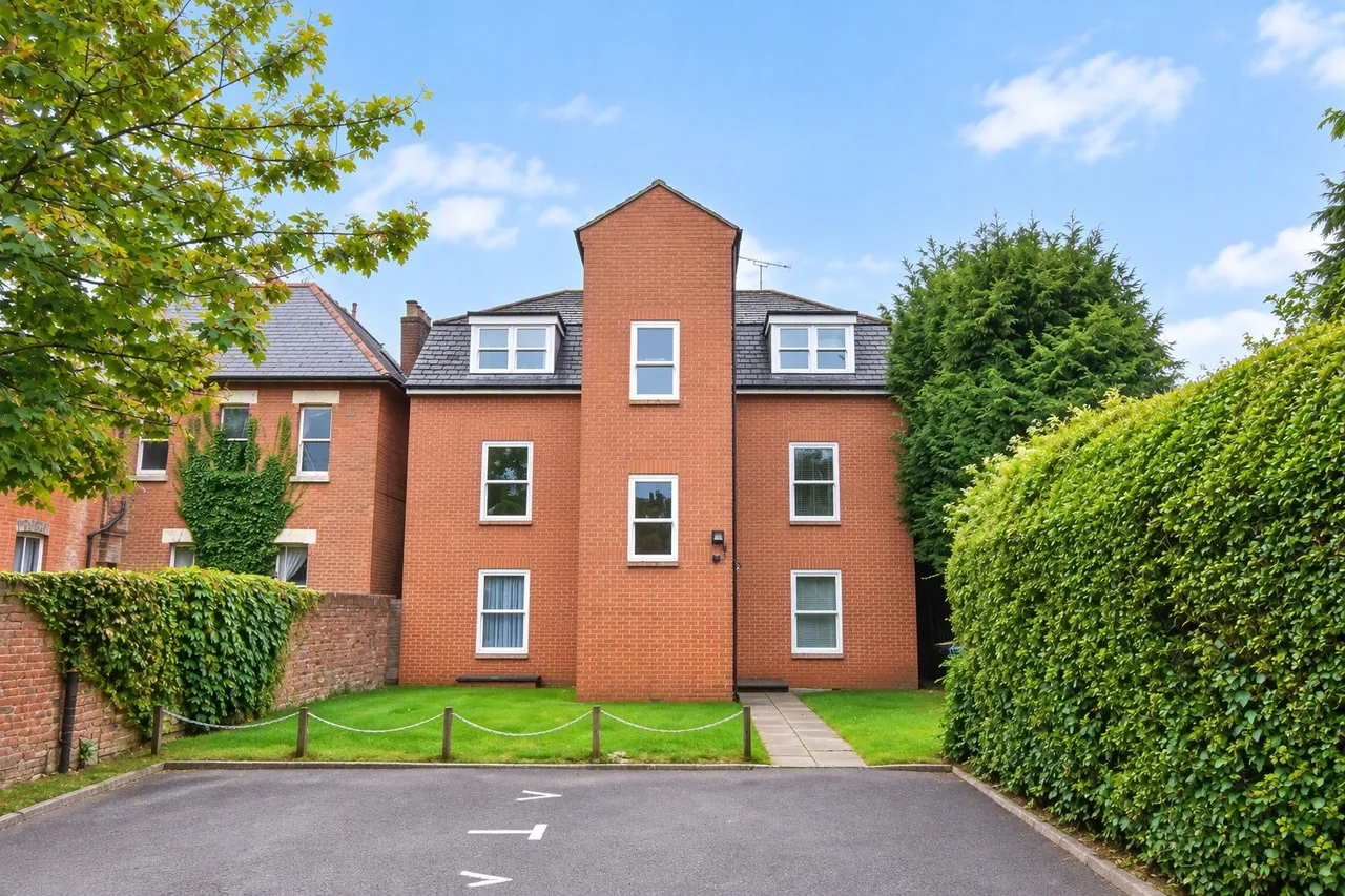 Cullens Mews, Aldershot, GU11, photo 4
