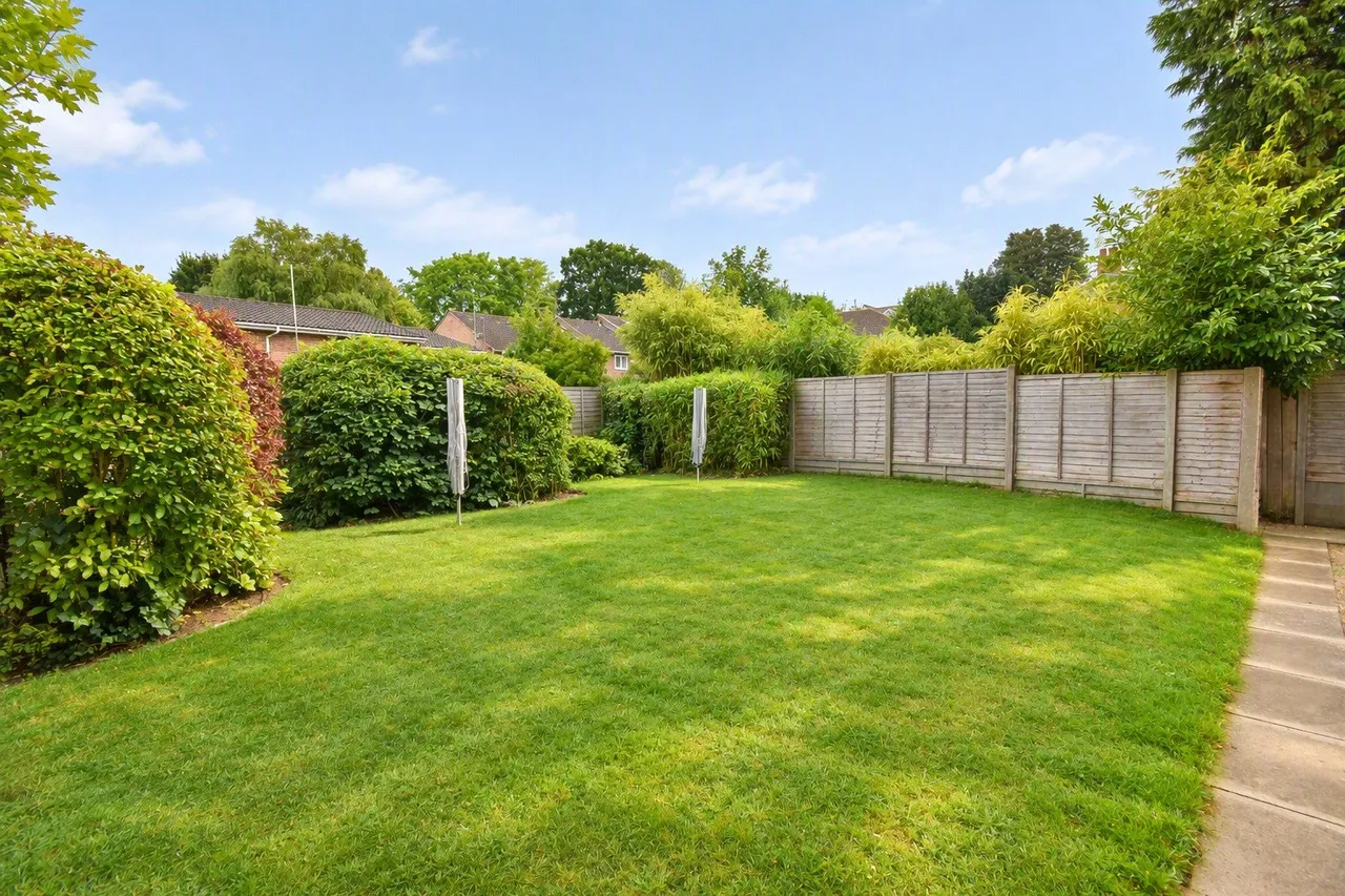 Cullens Mews, Aldershot, GU11, photo 3
