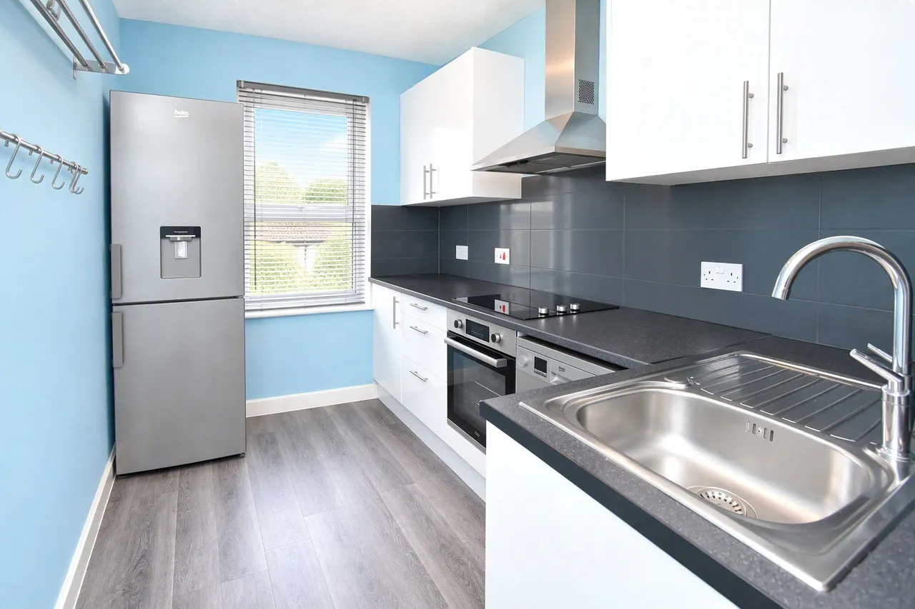 Cullens Mews, Aldershot, GU11, photo 2