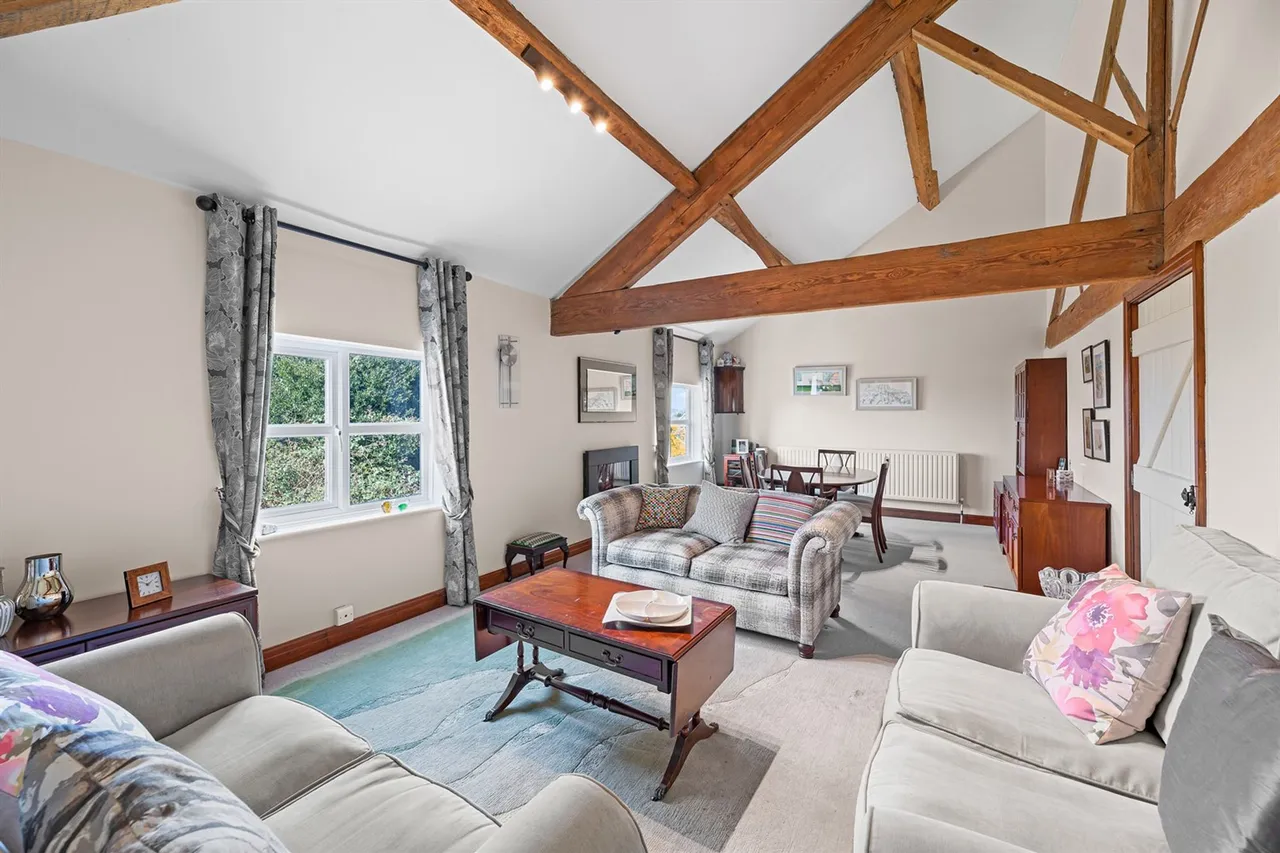 Chester Road, Frodsham, photo 3