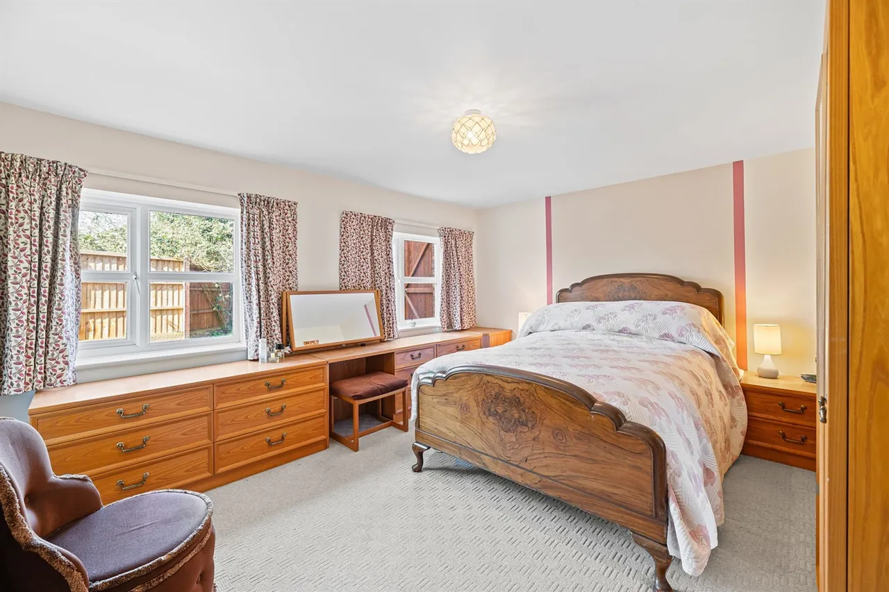 Chester Road, Frodsham, photo 13