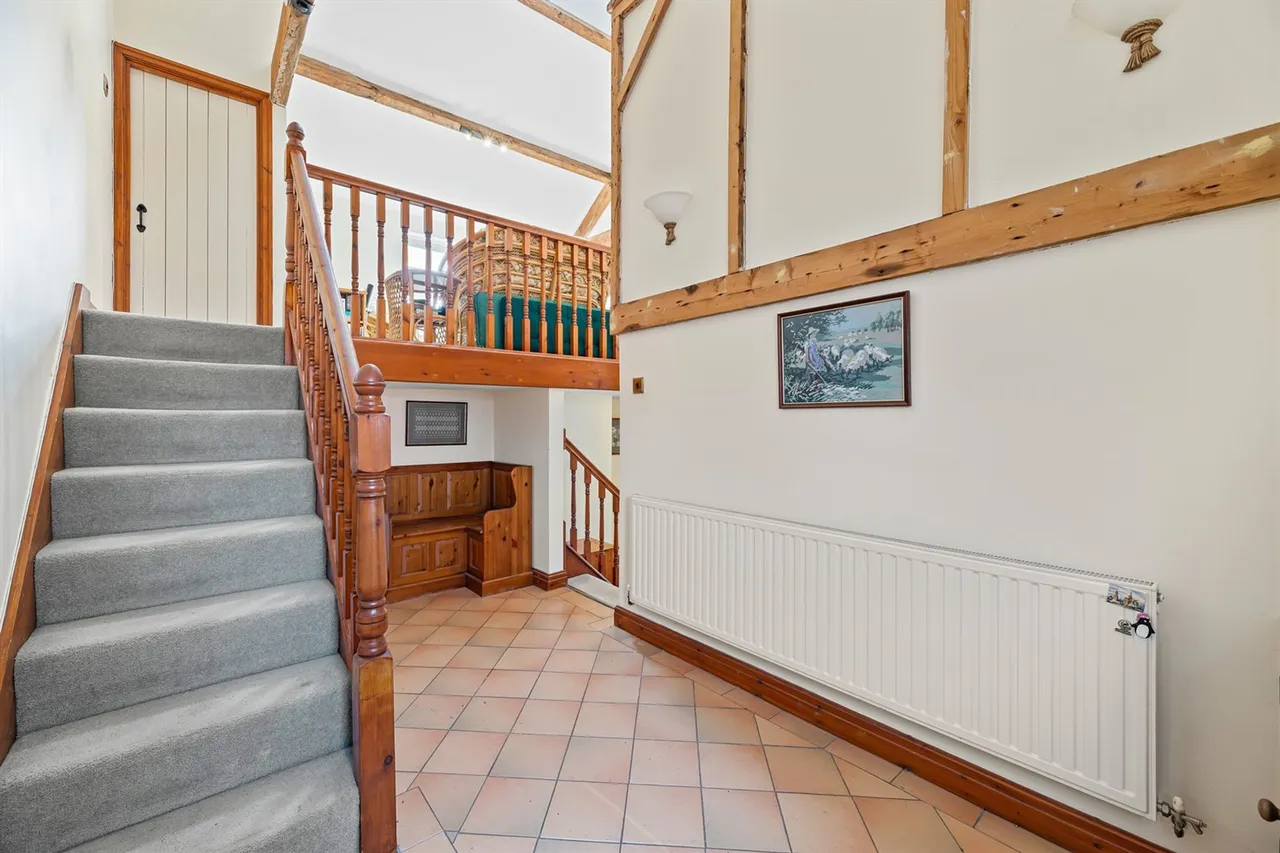 Chester Road, Frodsham, photo 5