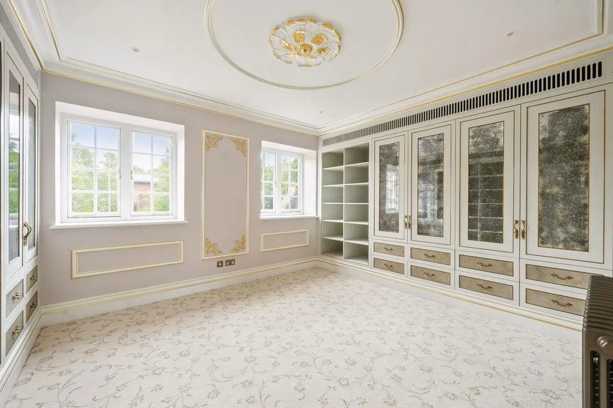 The Bishops Avenue, London, N2, photo 15