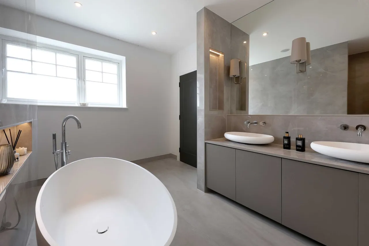 Kiln Lane, Bourne End, SL8, photo 15