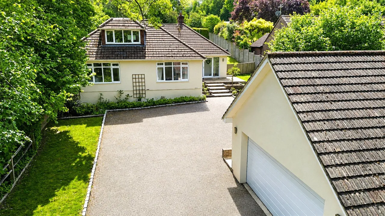 Kings Hill, Beech, GU34, photo 6