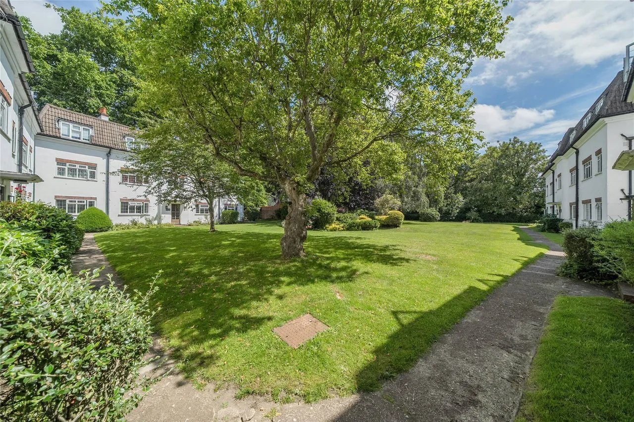 Dainton Close, Bromley, BR1, photo 15