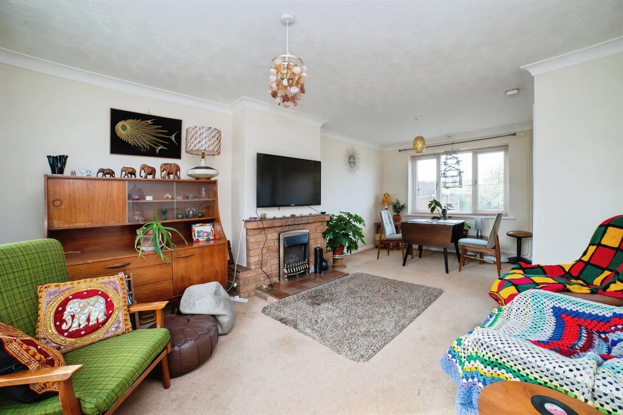 Deamon Street, Blackwell, DE55, photo 5