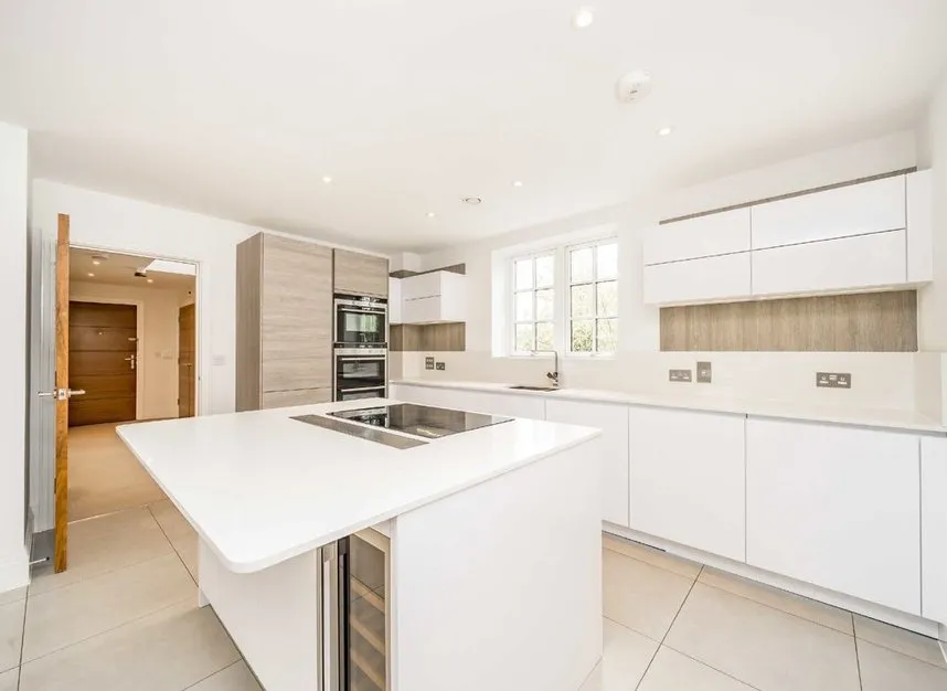 2 bed flat for sale — Ashridge Close, Finchley, N3