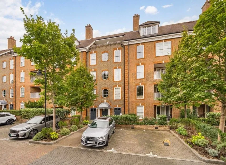 Ashridge Close, Finchley, N3, photo 8