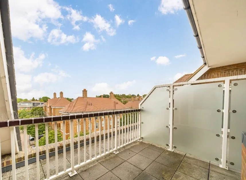 Ashridge Close, Finchley, N3, photo 7