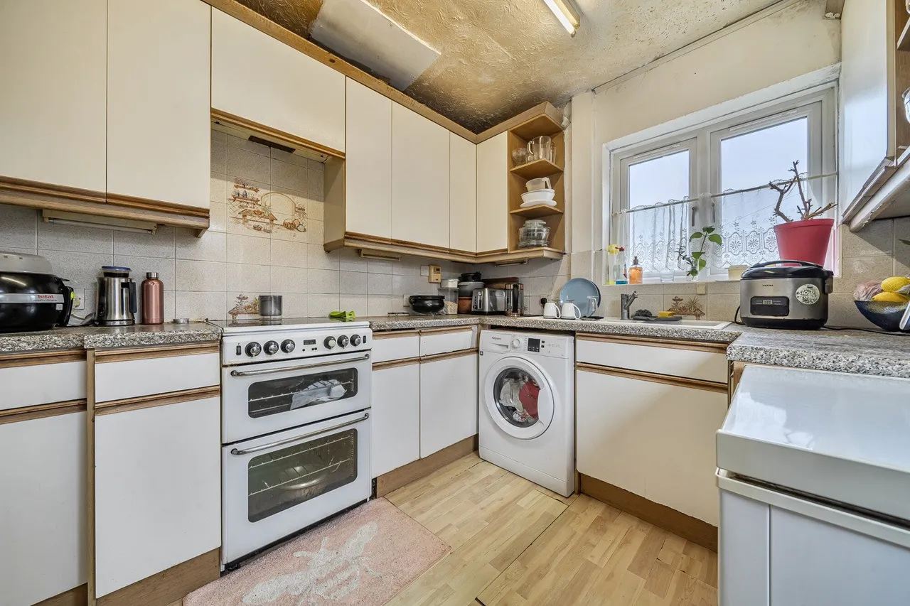 Milton Road, DA16, photo 3