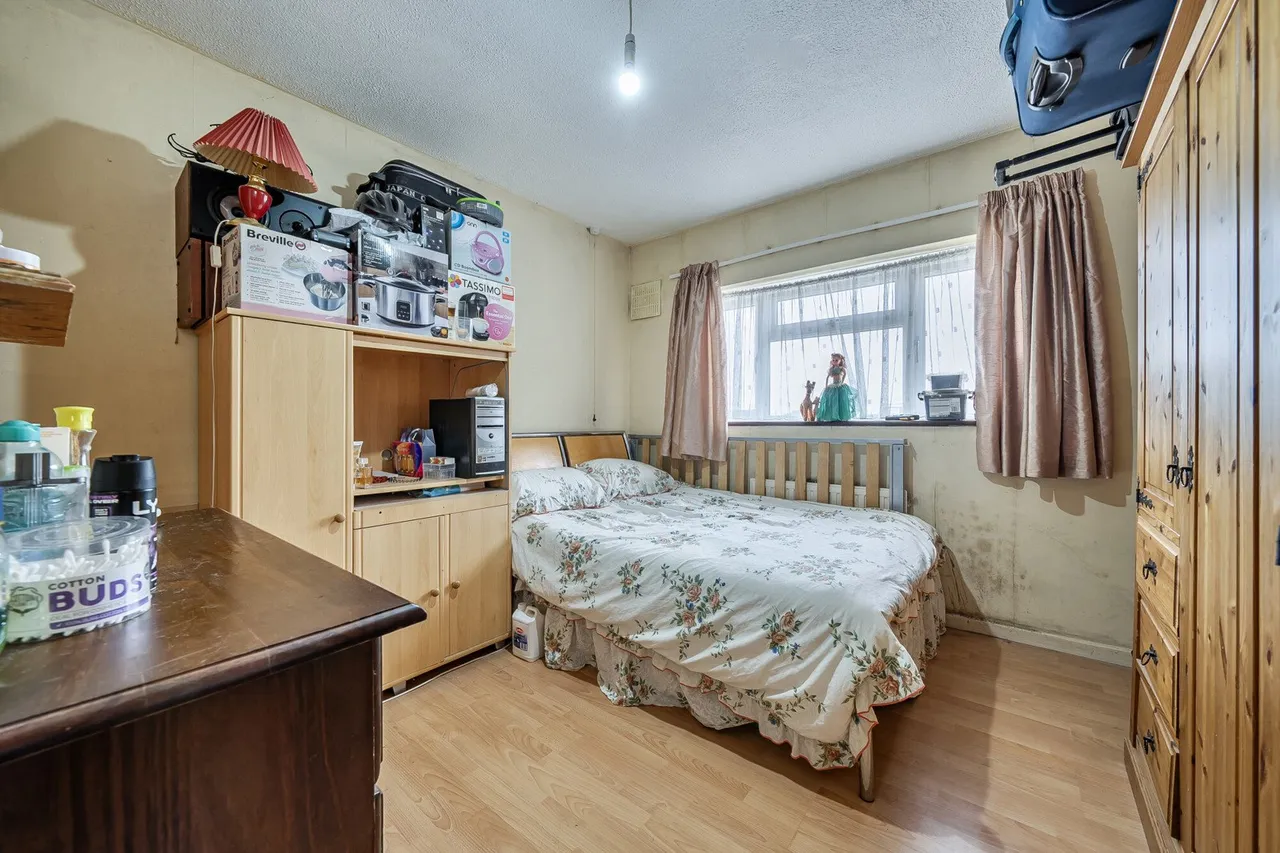 Milton Road, DA16, photo 8