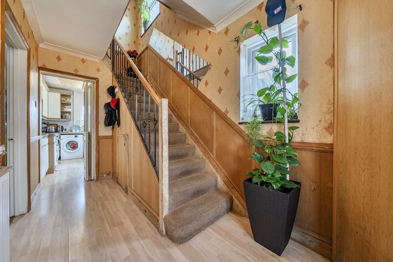 Milton Road, DA16, photo 9