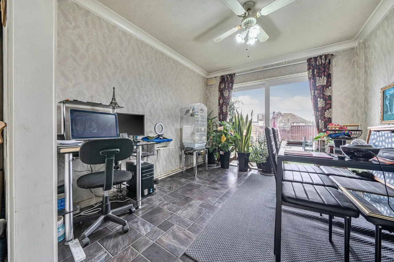 Milton Road, DA16, photo 5
