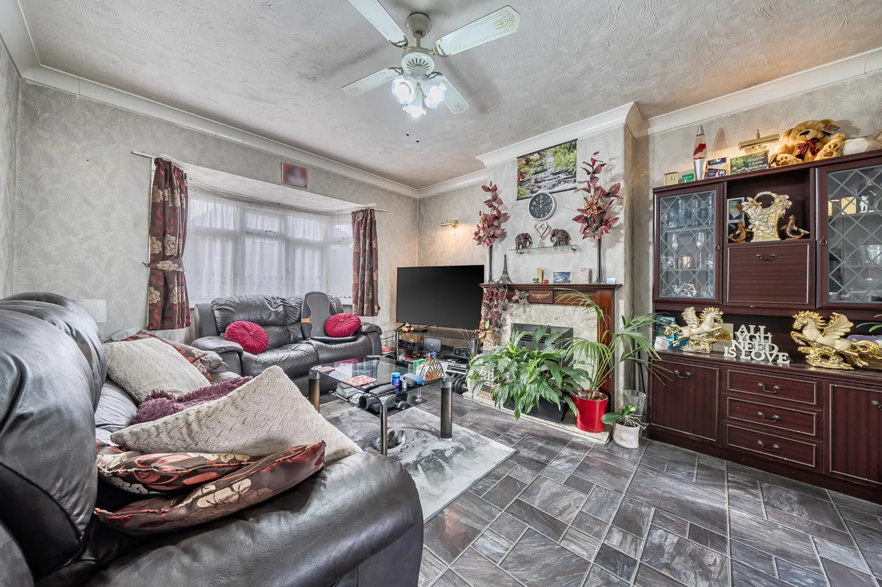 Milton Road, DA16, photo 2