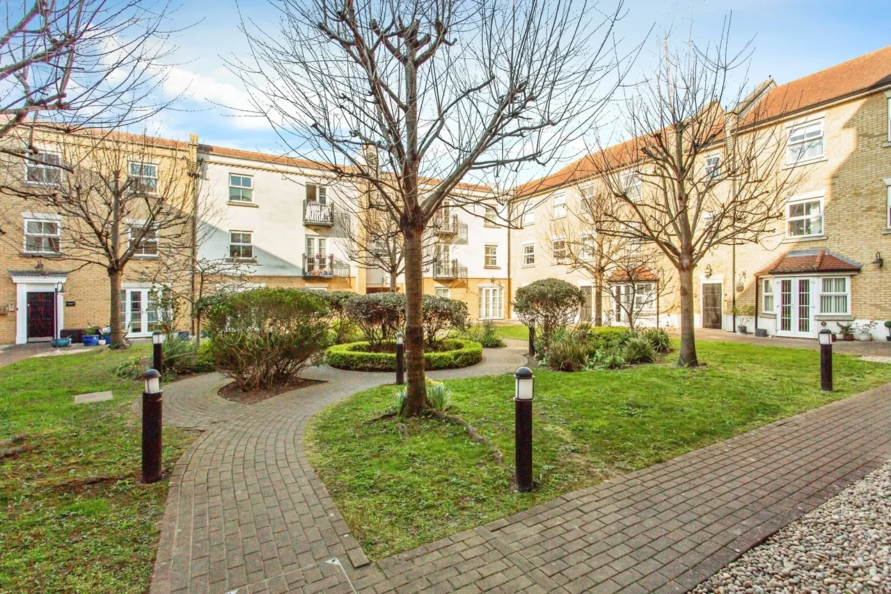 Audley Court, 1 Forge Way, Southend-on-Sea, Essex, SS1, photo 6