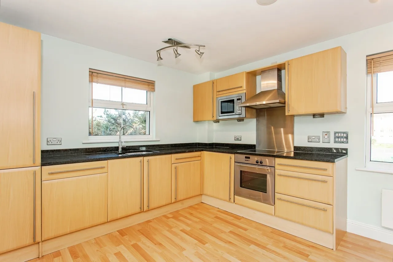 Audley Court, 1 Forge Way, Southend-on-Sea, Essex, SS1, photo 4