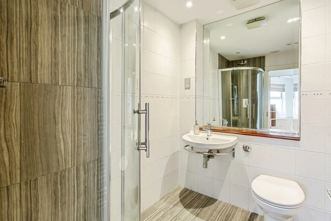 Audley Court, 1 Forge Way, Southend-on-Sea, Essex, SS1, photo 8