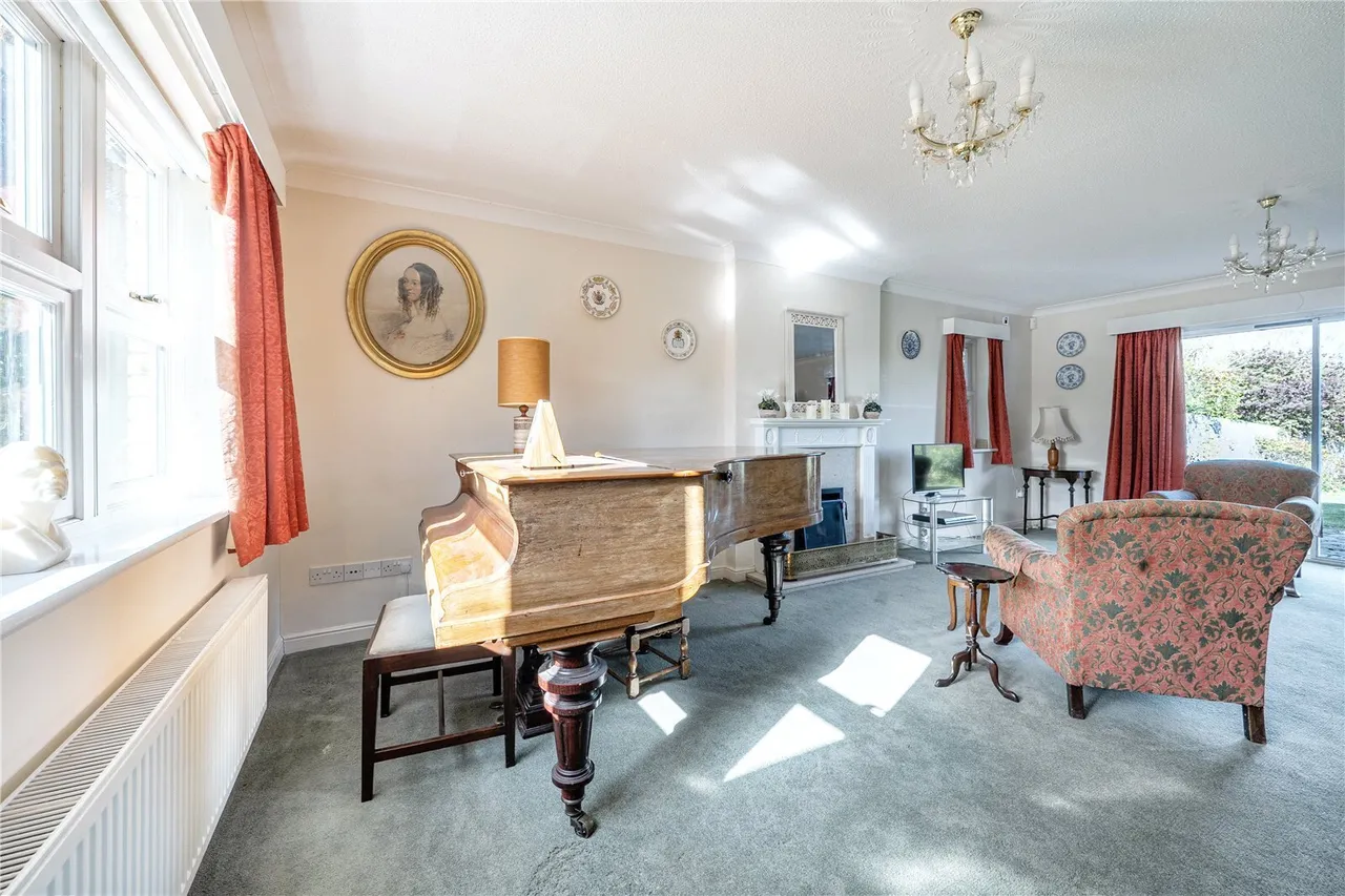 Tatham Court, Taunton, TA1, photo 3