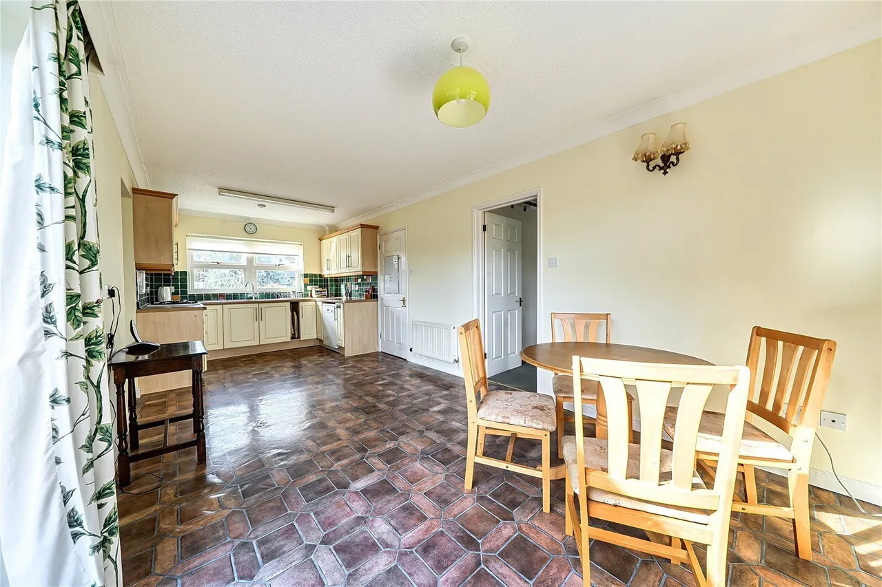 Tatham Court, Taunton, TA1, photo 7