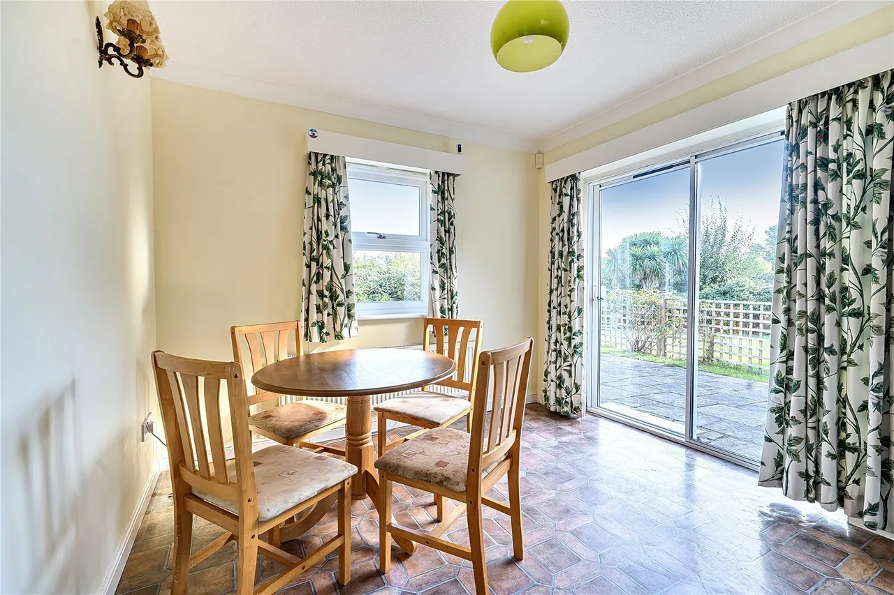 Tatham Court, Taunton, TA1, photo 9