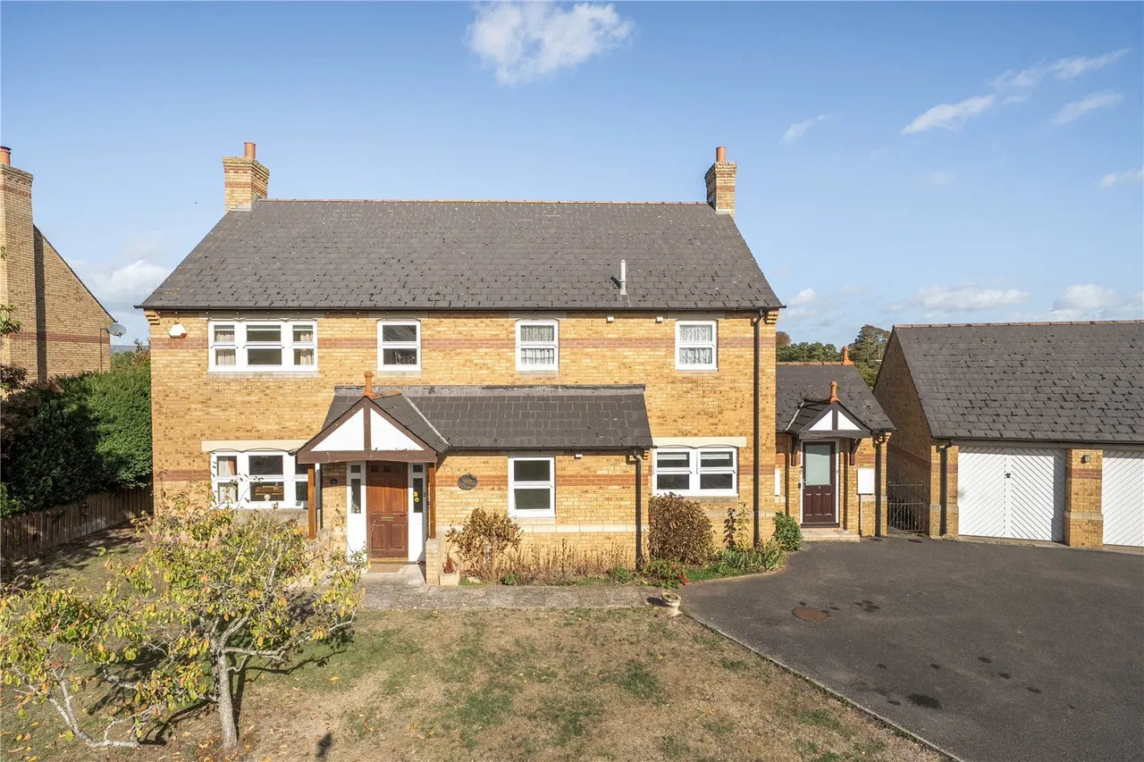 Tatham Court, Taunton, TA1, photo 15