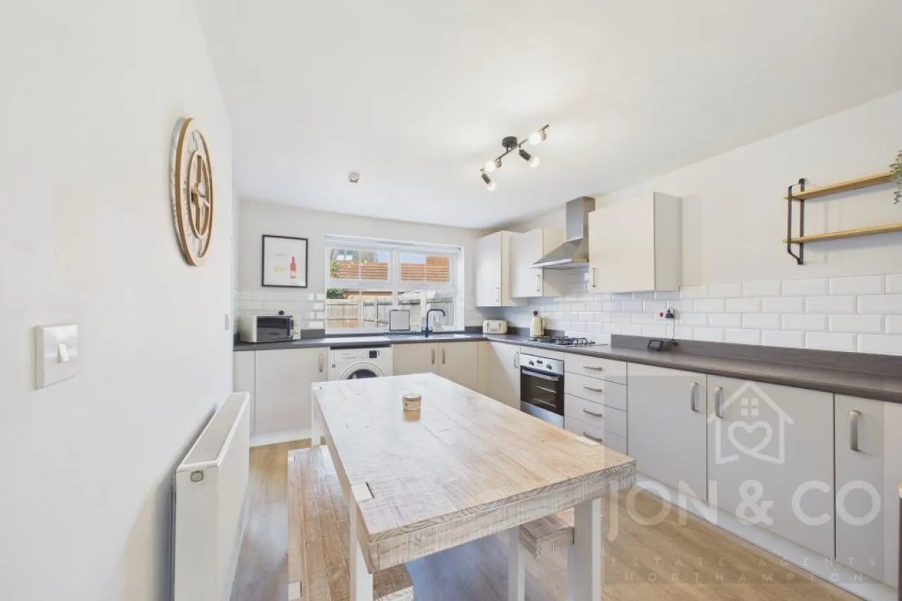 Cowpasture Court, Moulton, NN3, photo 3