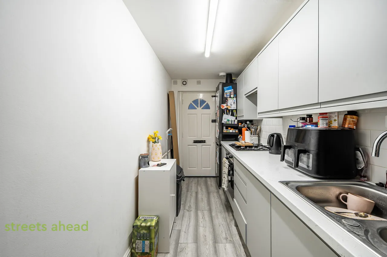 Addiscombe Road, Croydon, CR0, photo 5