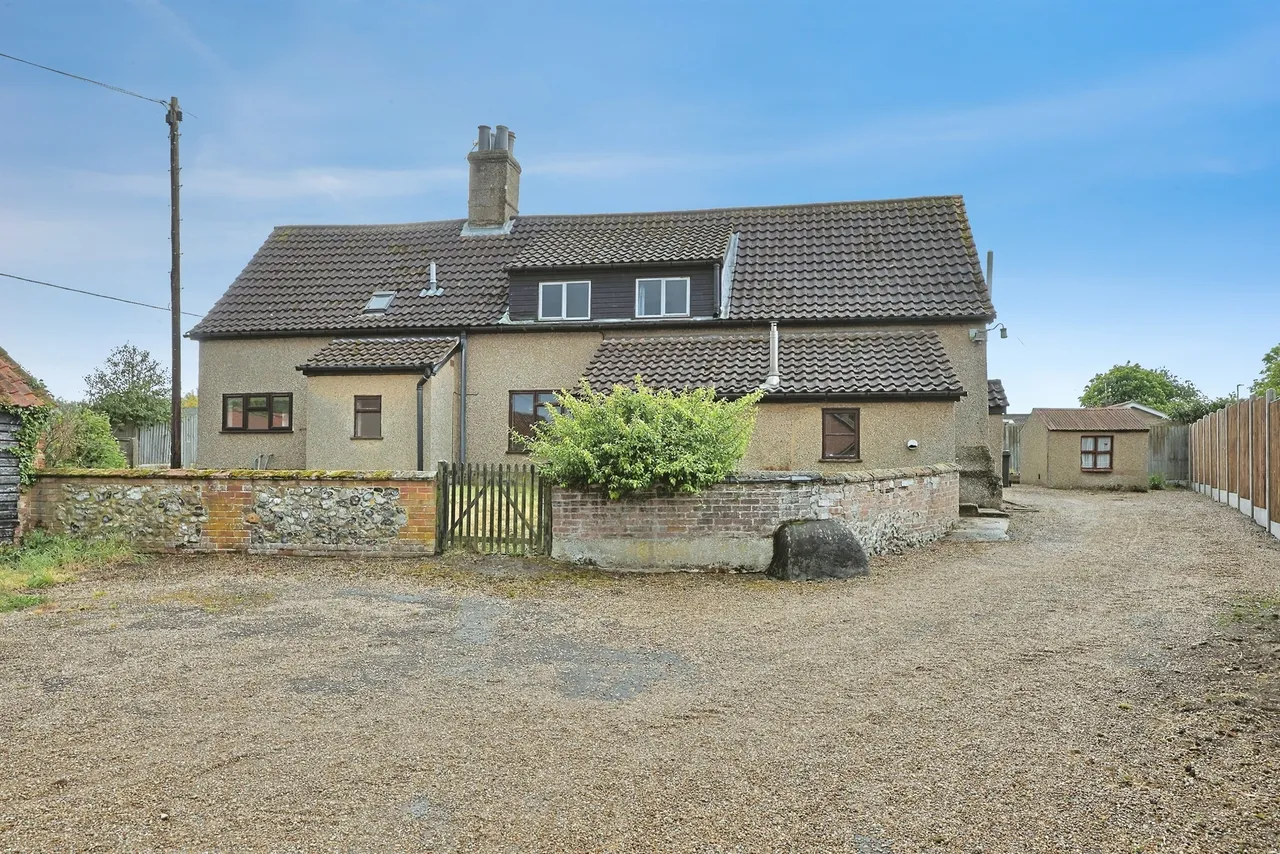 5 bed house for sale — Cook Road, Holme Hale