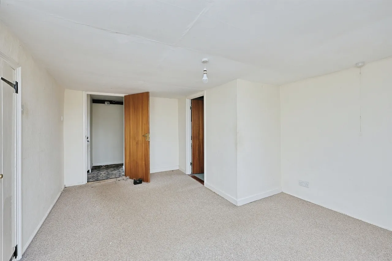 Cook Road, Holme Hale, photo 11