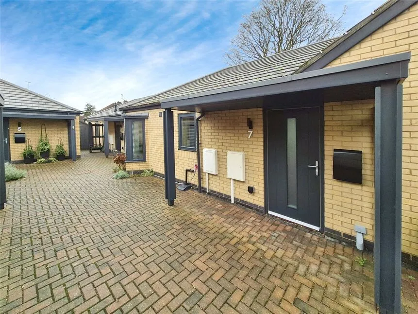 Home Green, Lincoln, Lincolnshire, LN6, photo 9